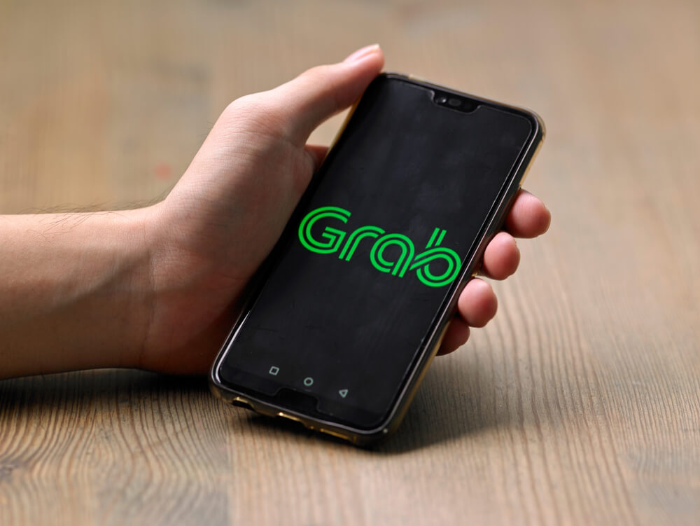 Grab Singapore's Latest Updates Help You Book Movie Tickets, Hotels and More!