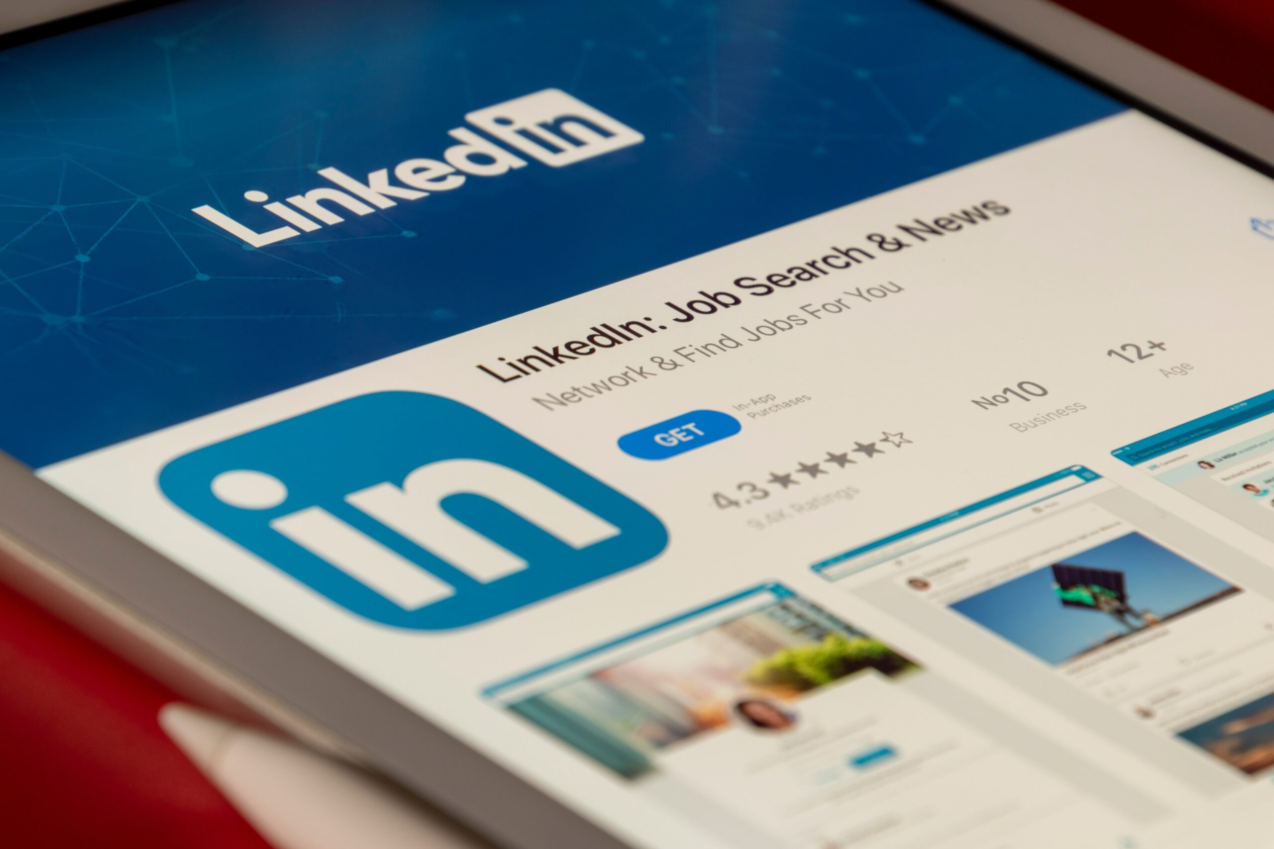 how to write linkedin summary with best practices