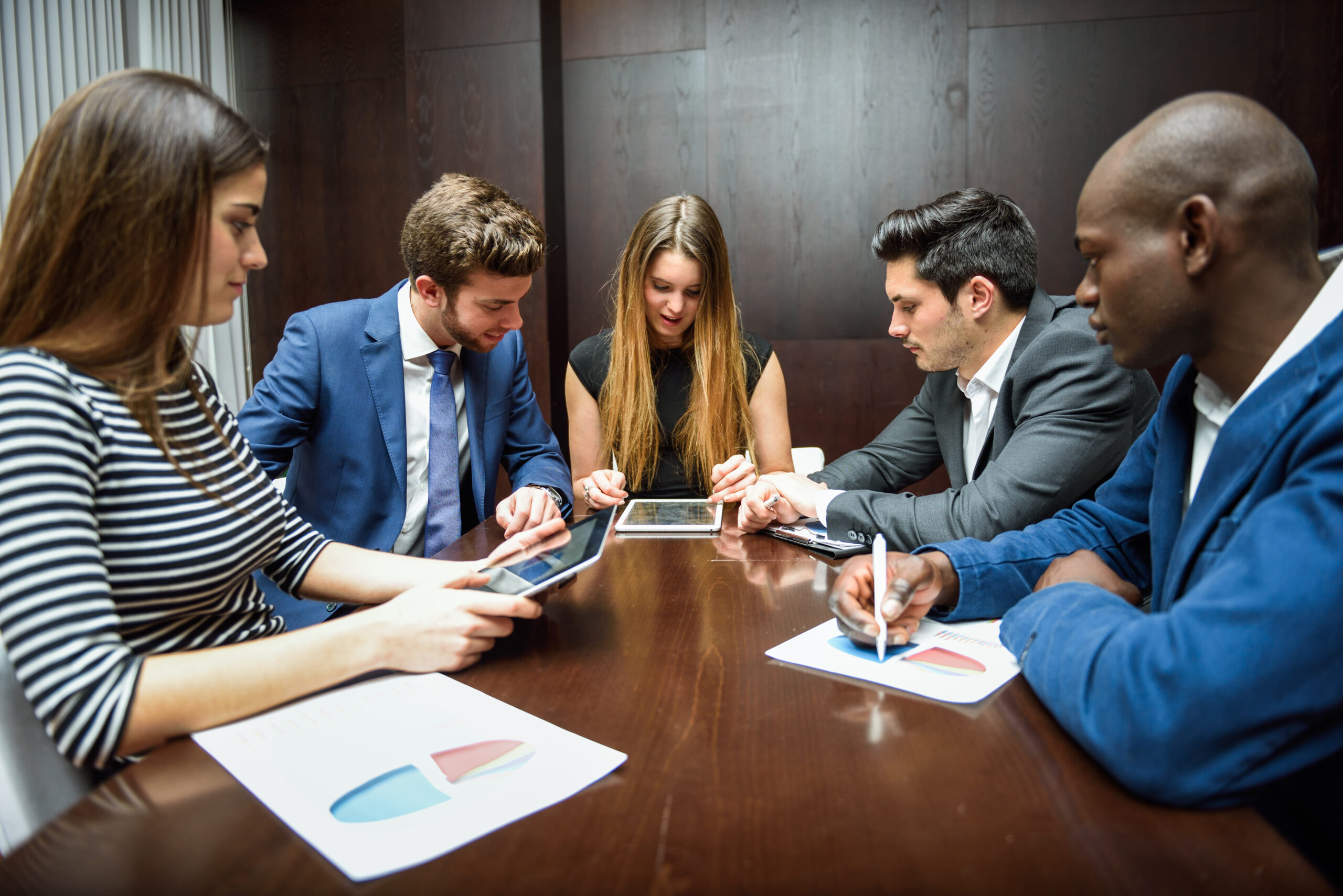 evaluating success rate of push and pull marketing