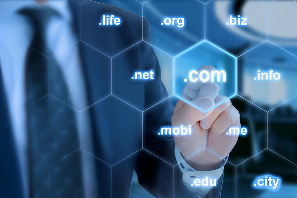 learning about what is a domain name and how it affects seo