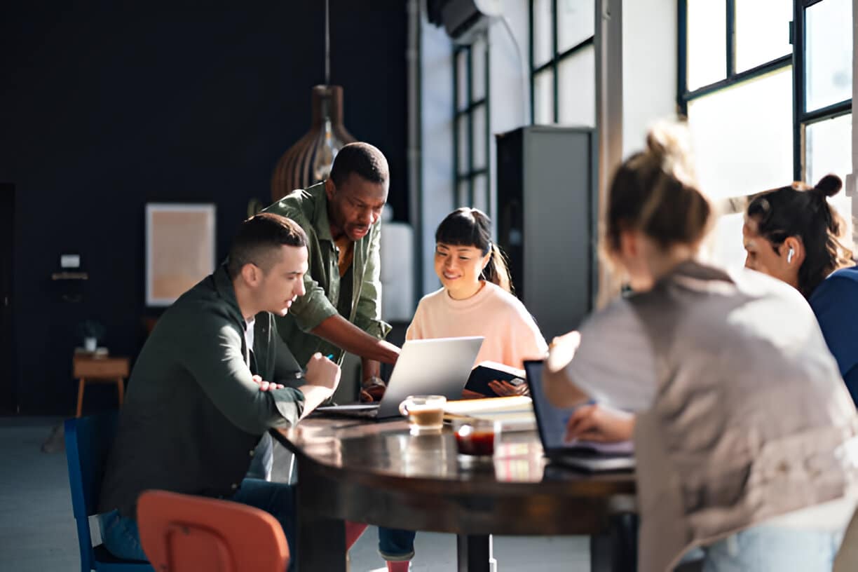 digital marketing team handling business marketing on instagram and tiktok