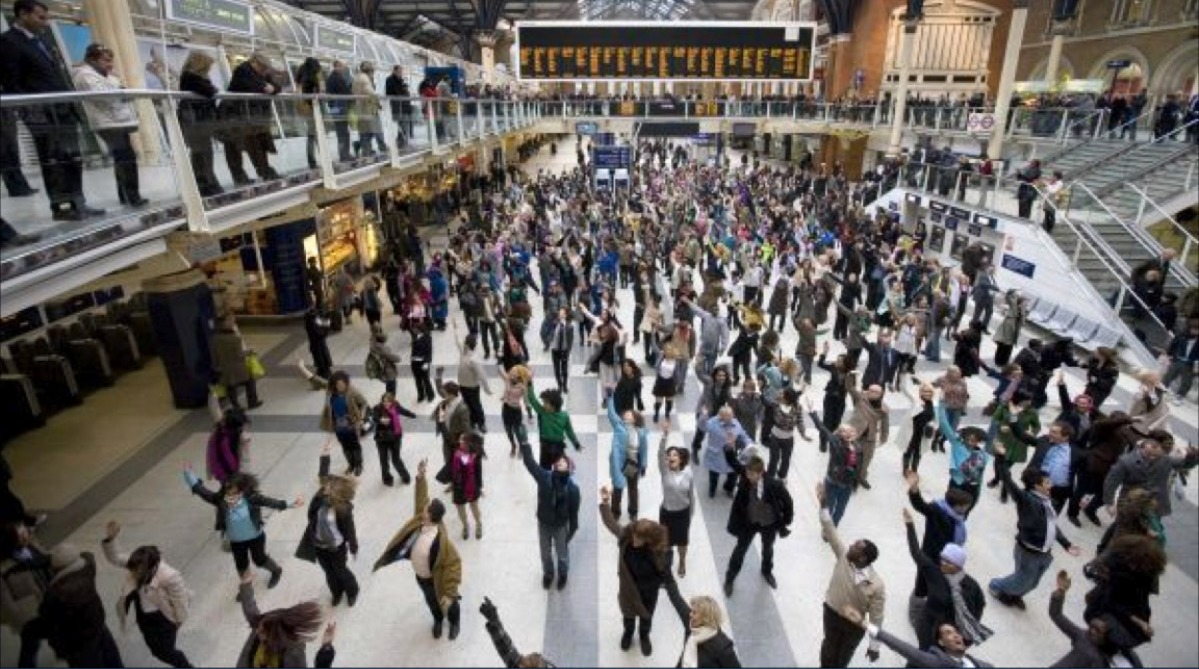 T-Mobile’s flash mob at Liverpool Street Station